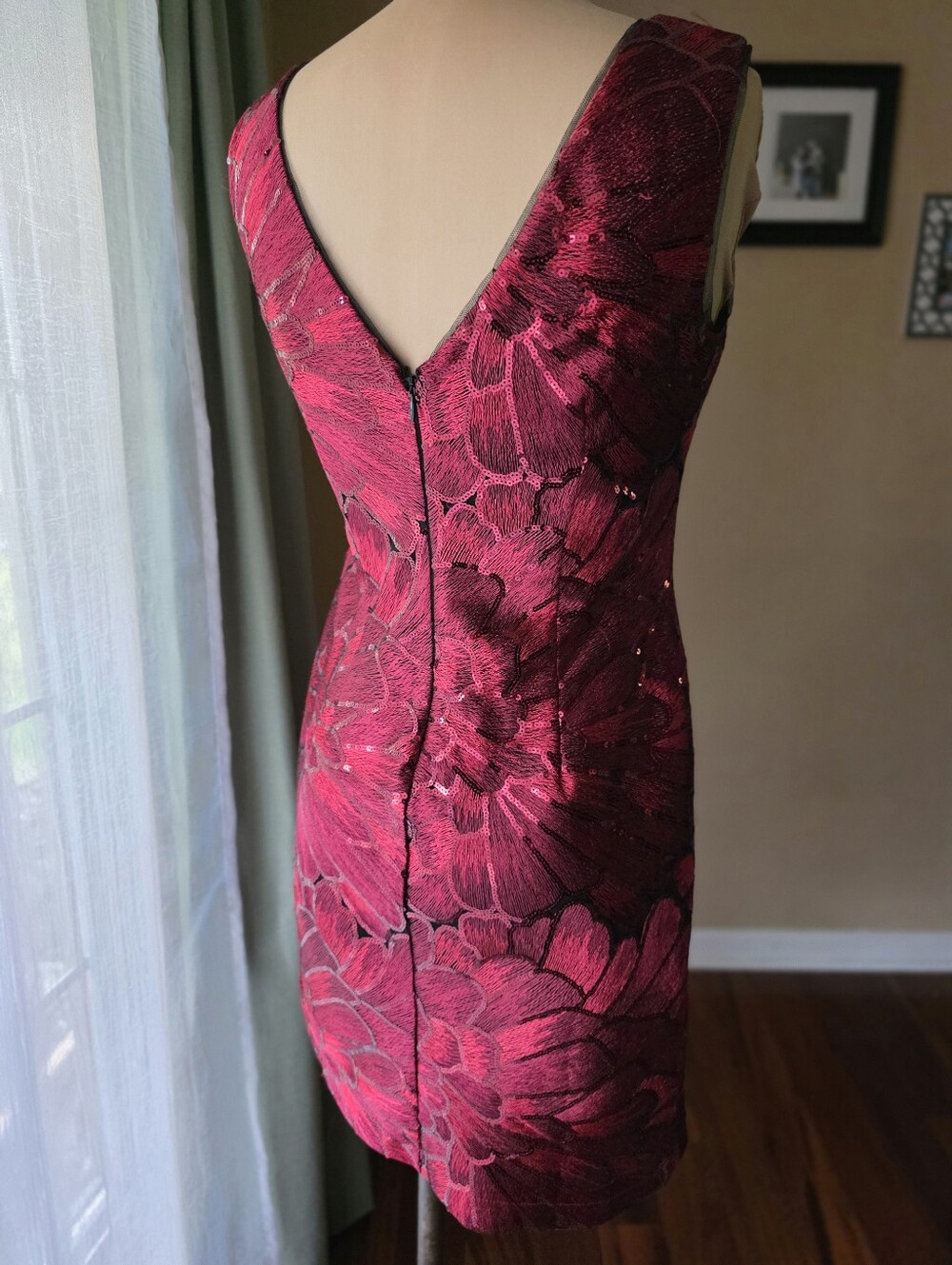 WHBM Red Rose Floral Sequin Shift‎ Dress 2P Cocktail Wedding Guest Evening Party - Picture 5 of 11